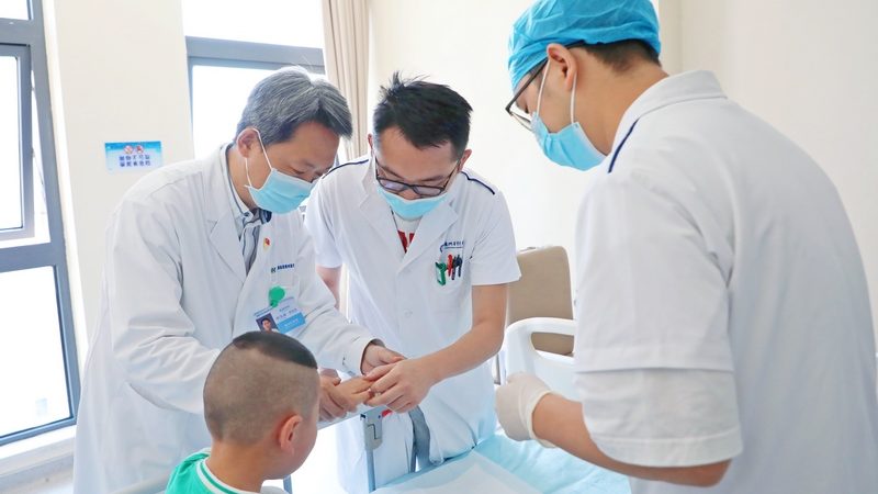 坐骨神经痛推拿手法：缓解疼痛的中医之道